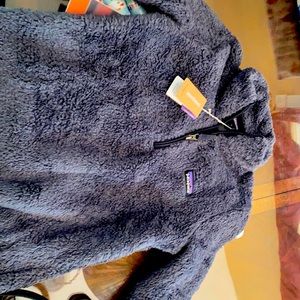 Brand new fuzzy Patagonia top